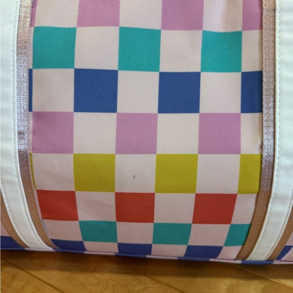 Multicolored Checkered Pattern Duffle Weekender Bag 🩷🧡💛💚🩵💜 - Picture 8 of 9